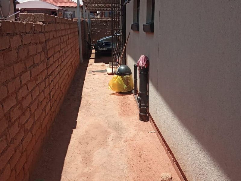House For Sale In Soshanguve - Photo 3