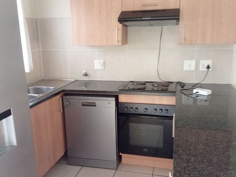 Townhouse For Sale In Pretoria - Photo 5