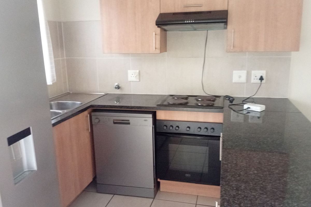 Townhouse For Sale In Pretoria - Photo 5