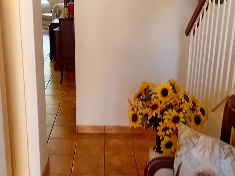 Townhouse For Sale In Pretoria - Photo 2