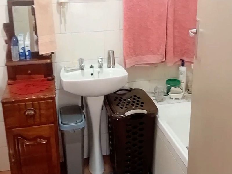 Townhouse For Sale In Pretoria - Photo 4