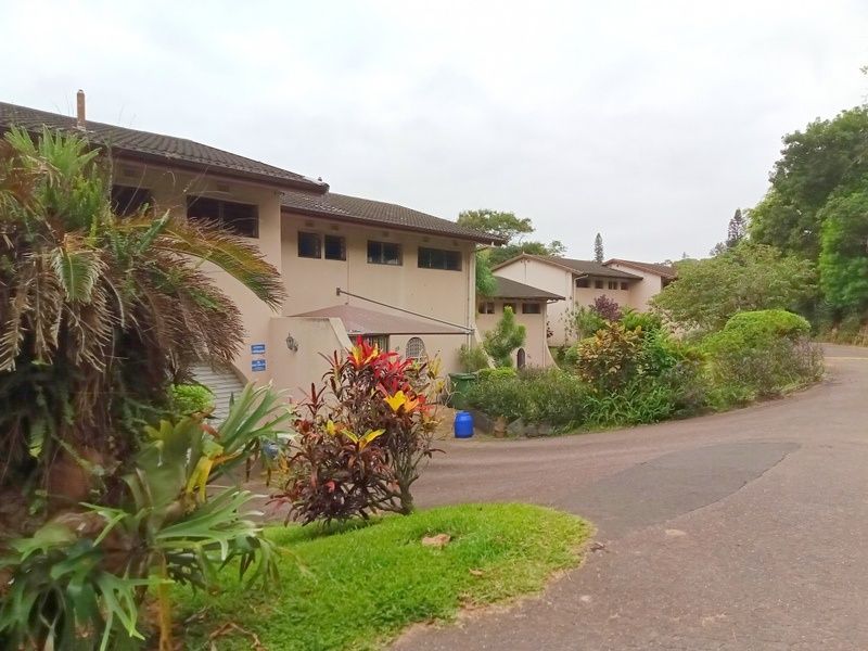 Townhouse For Sale In Amanzimtoti - Photo 1