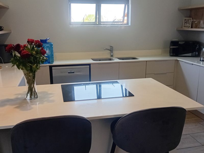 Townhouse For Sale In Pretoria - Photo 5