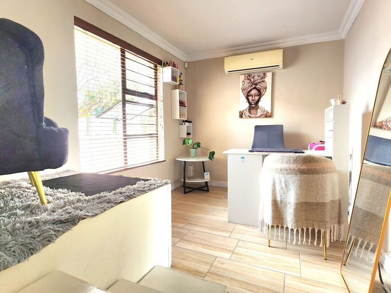 Commercial Rental Monthly In Midrand - Photo 8