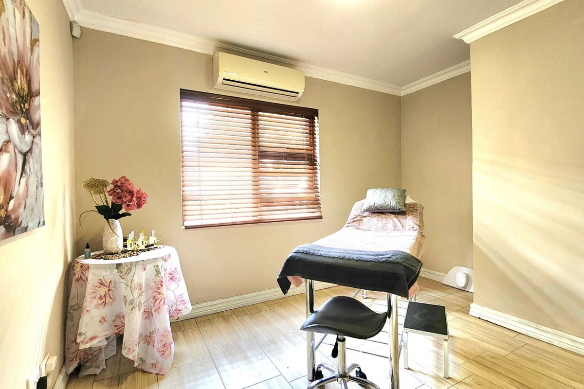 Commercial Rental Monthly In Midrand - Photo 4