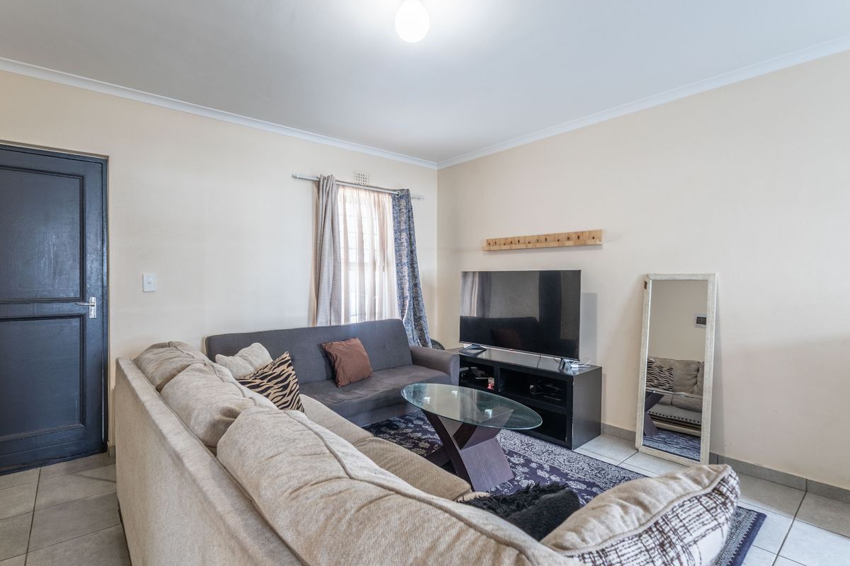 Apartment For Sale In Blouberg - Photo 5