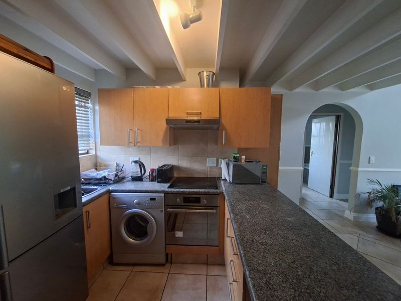 Apartment For Sale In Sandton - Photo 6