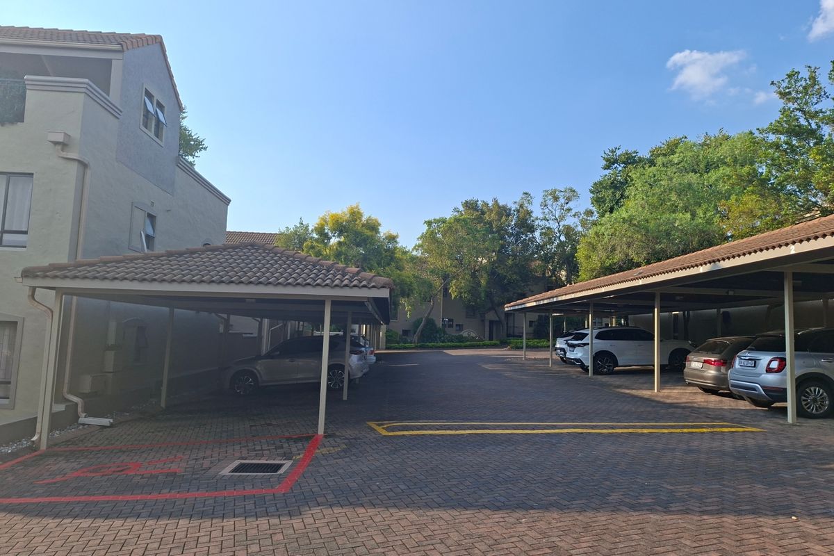 Apartment For Sale In Sandton - Photo 2