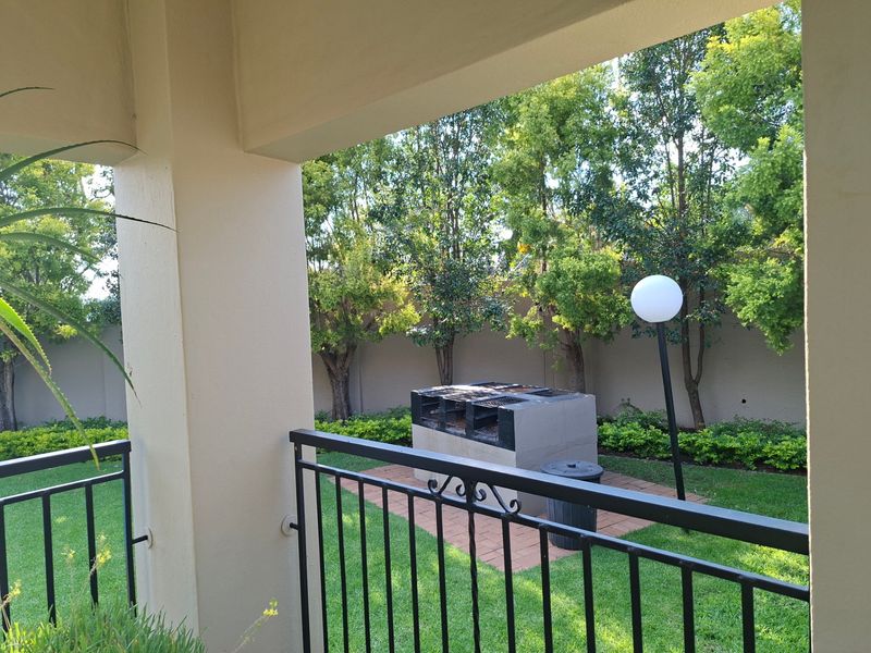 Apartment For Sale In Sandton - Photo 4