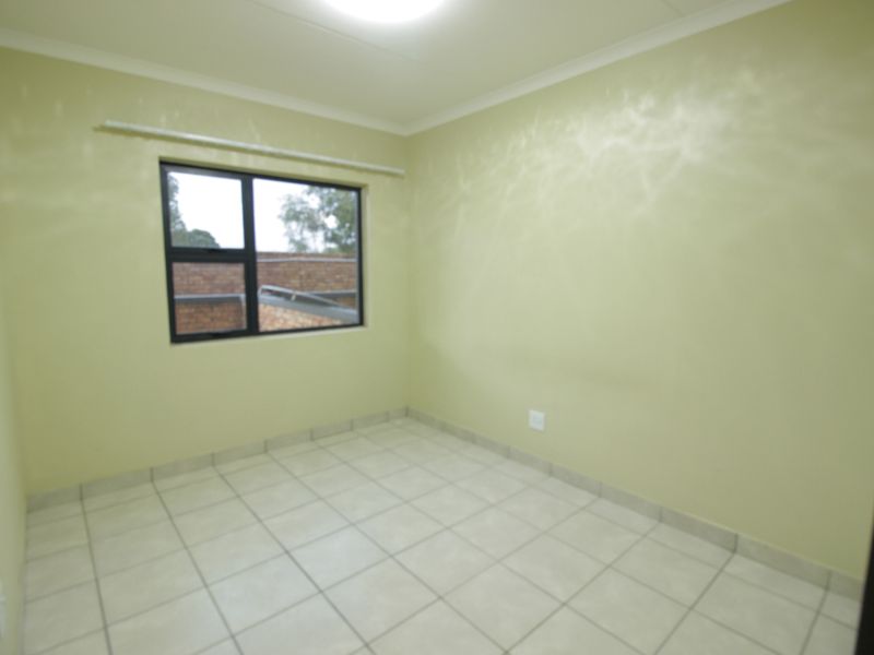 Apartment For Sale In Benoni - Photo 10