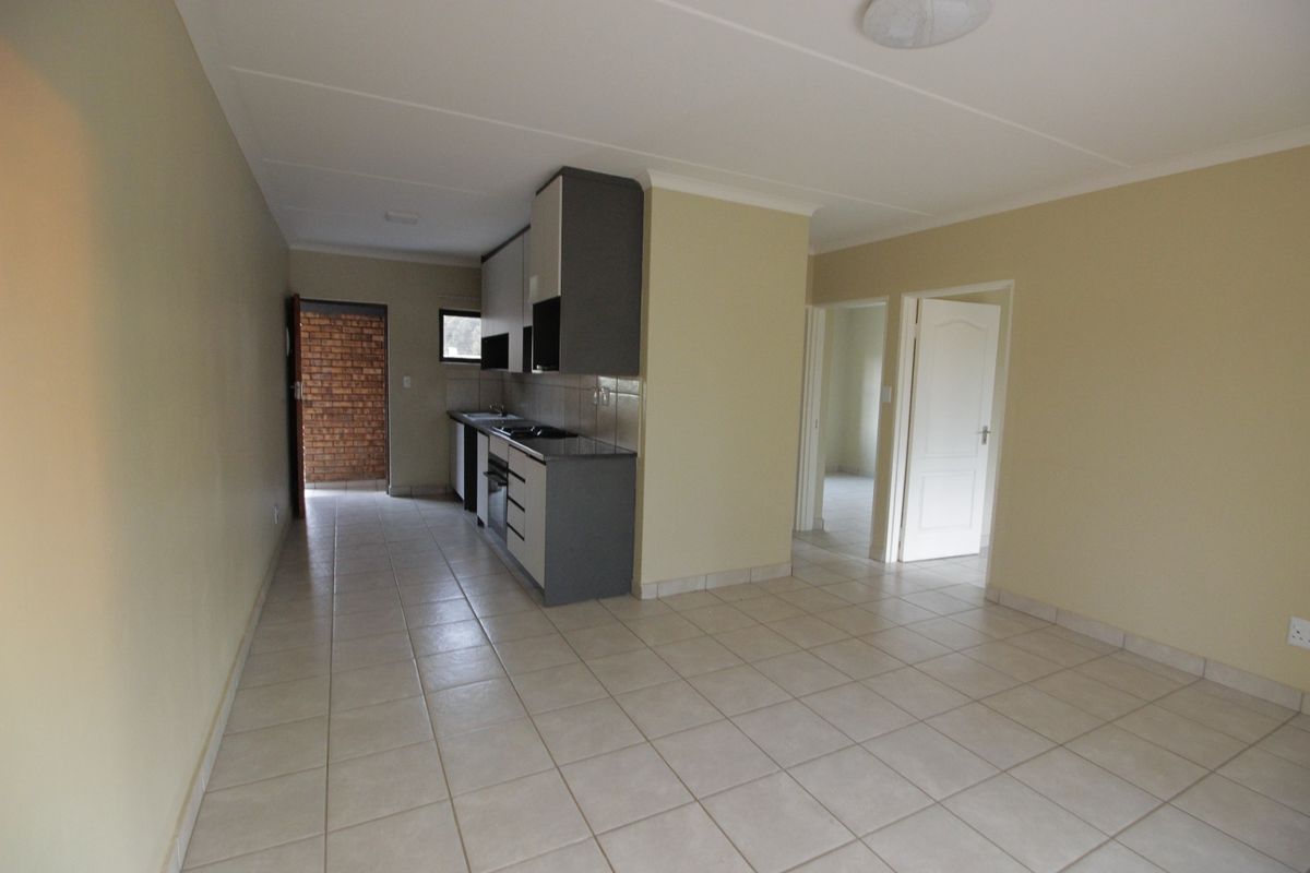 Apartment For Sale In Benoni - Photo 5