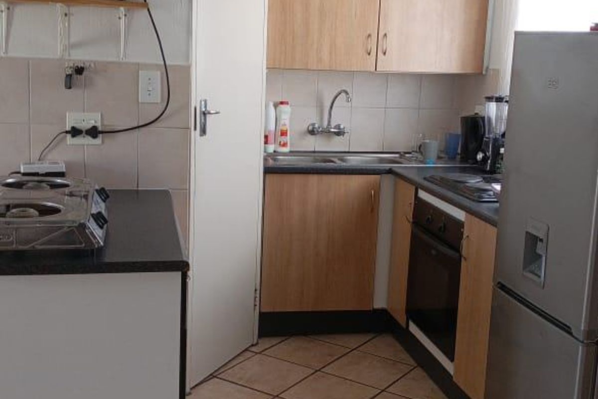 Townhouse For Sale In Pretoria - Photo 4