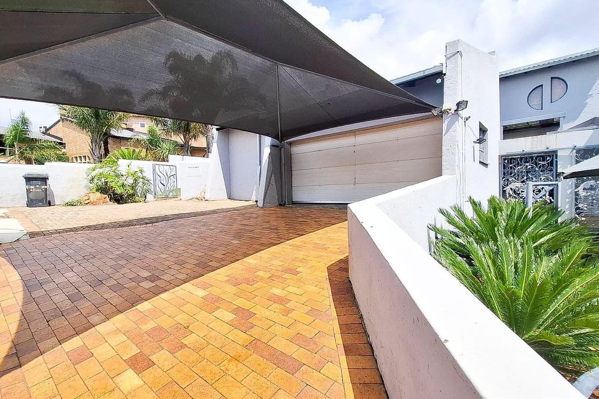 House For Sale In Krugersdorp - Photo 4