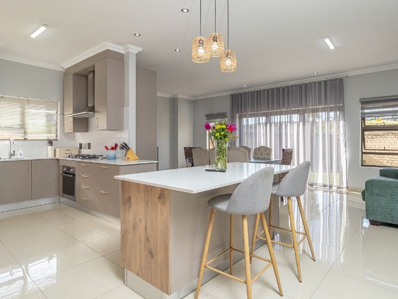 Cluster Rental Monthly In Centurion - Photo 3