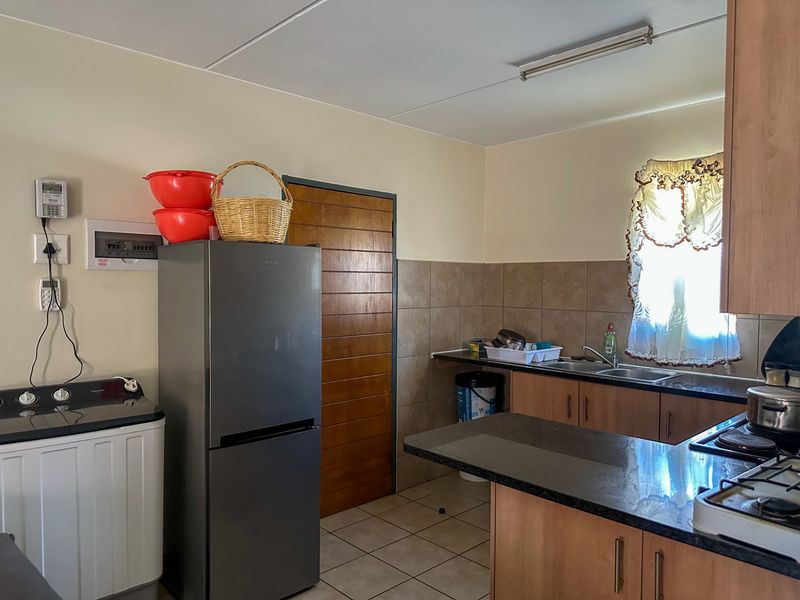Apartment For Sale In Johannesburg - Photo 6