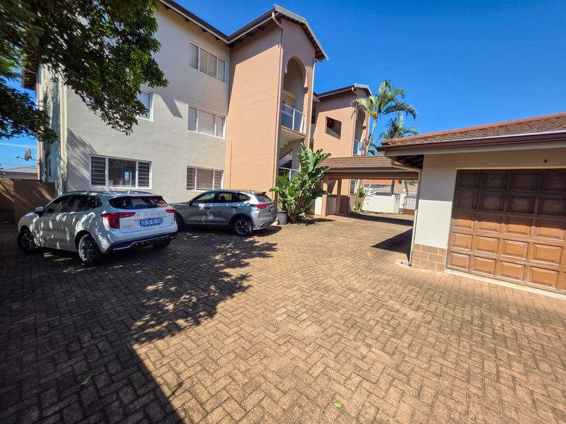 Apartment For Sale In Margate - Photo 4