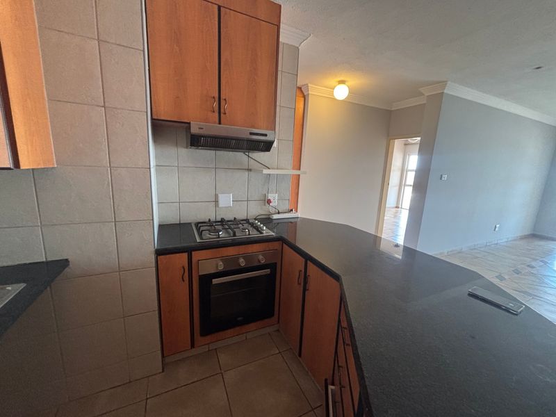 Apartment For Sale In Margate - Photo 7