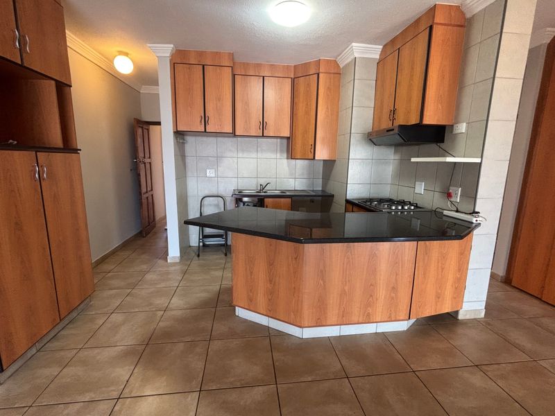 Apartment For Sale In Margate - Photo 9