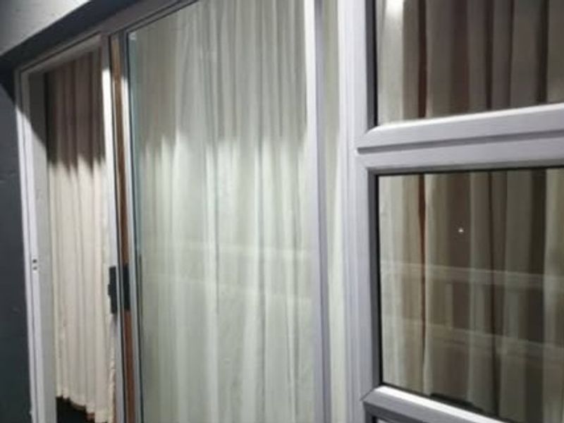 Apartment Rental Monthly In Kempton Park - Photo 10