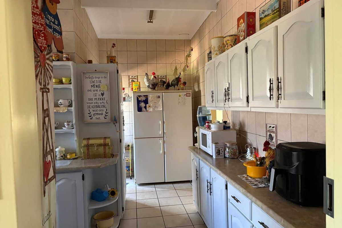 House For Sale In Boksburg - Photo 2