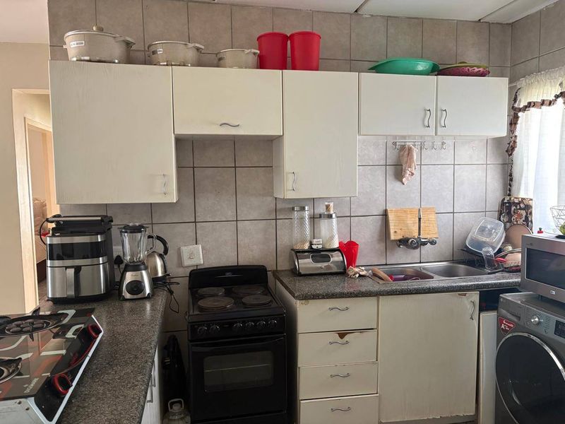 Apartment For Sale In Boksburg - Photo 2
