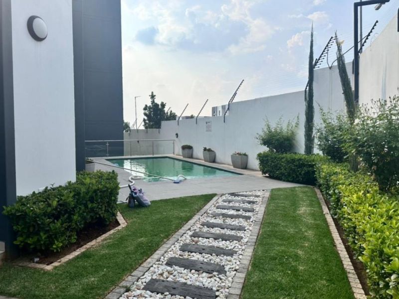 Apartment For Sale In Midrand - Photo 5