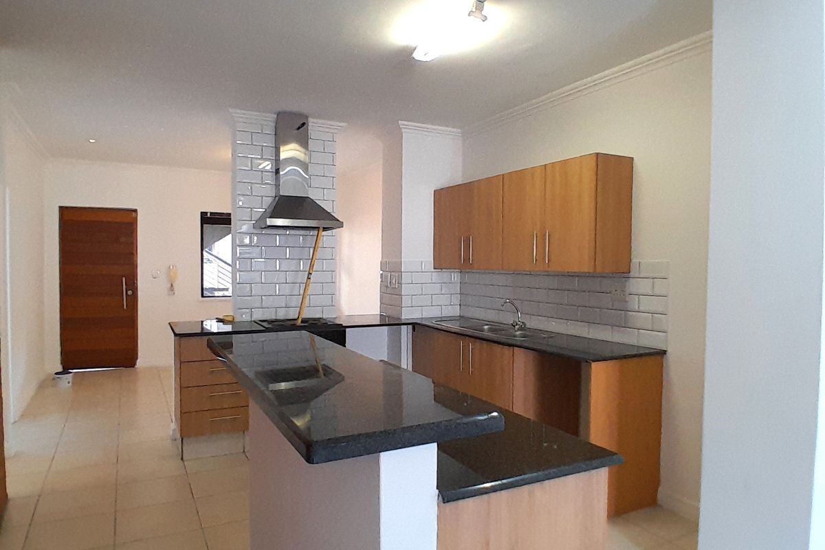 Apartment Rental Monthly In Sandton - Photo 3