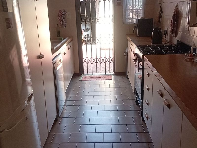 House For Sale In Pretoria - Photo 9