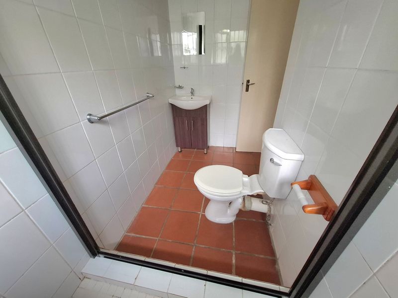 Apartment Rental Monthly In Sandton - Photo 5