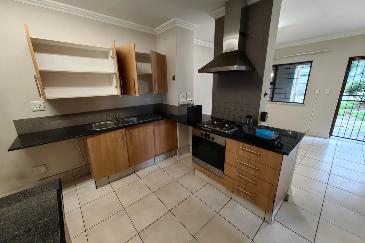 Apartment Rental Monthly In Sandton - Photo 4