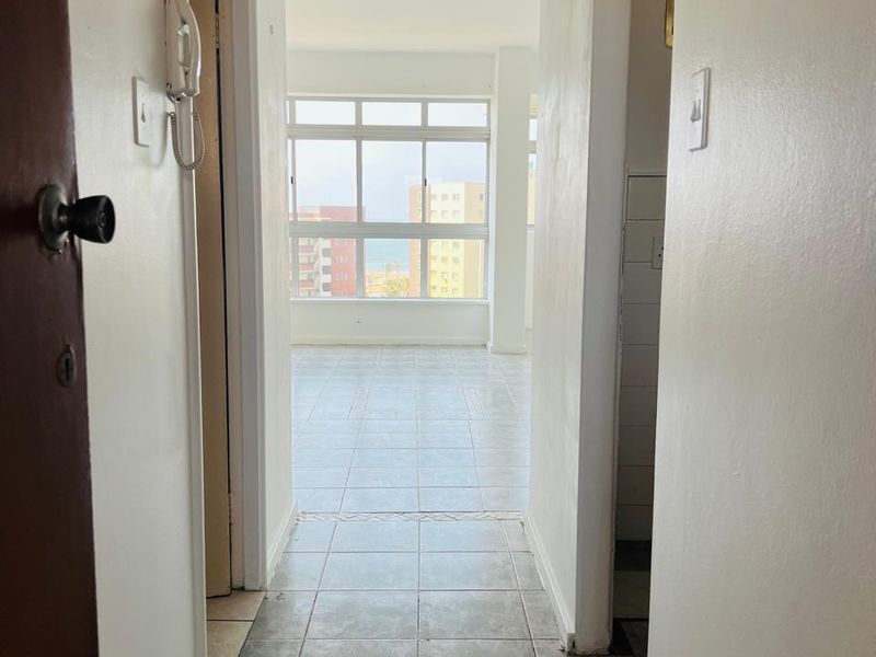 Apartment For Sale In Durban - Photo 3