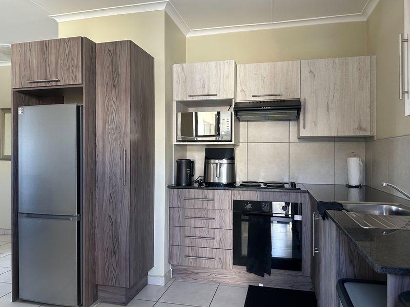 Apartment For Sale In Benoni - Photo 4