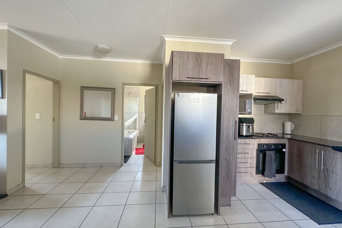 Apartment For Sale In Benoni - Photo 5