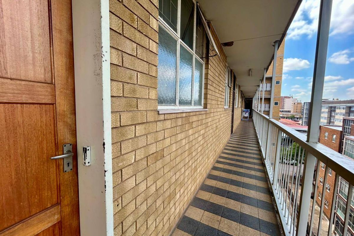 Apartment For Sale In Pretoria - Photo 4