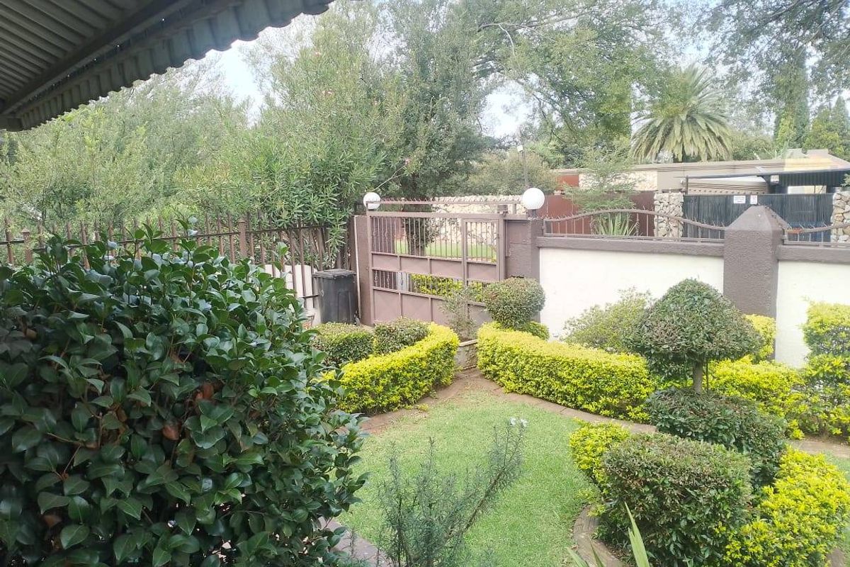 House For Sale In Boksburg - Photo 4