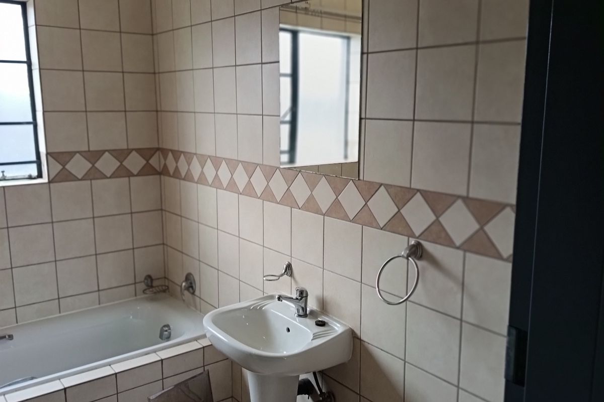 Apartment Rental Monthly In Midrand - Photo 4