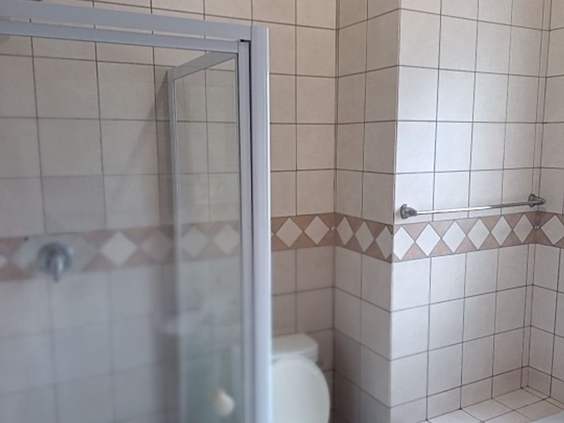 Apartment Rental Monthly In Midrand - Photo 5