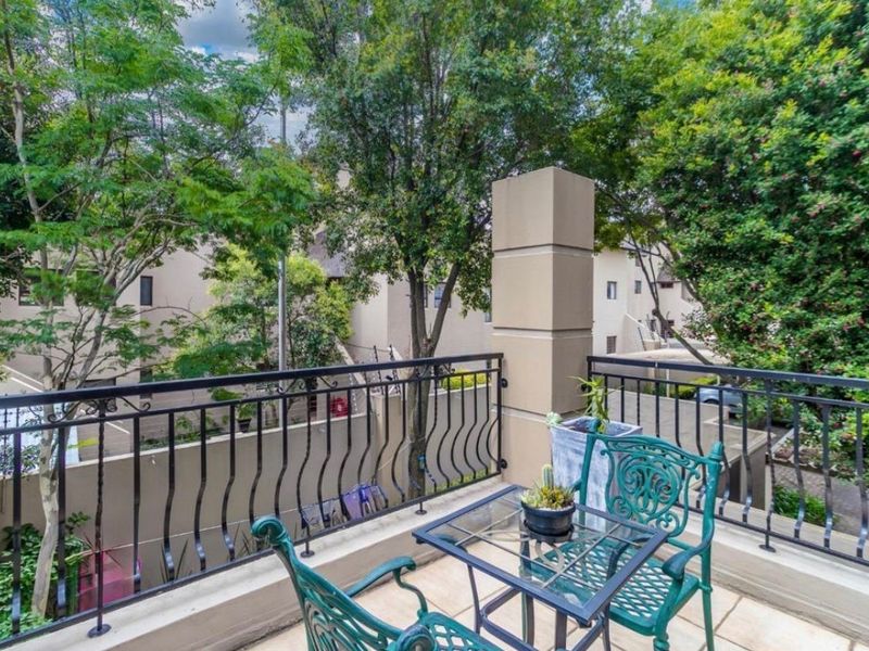 Apartment Rental Monthly In Sandton - Photo 9