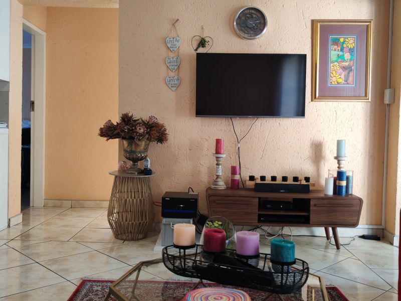 Apartment For Sale In Midrand - Photo 9