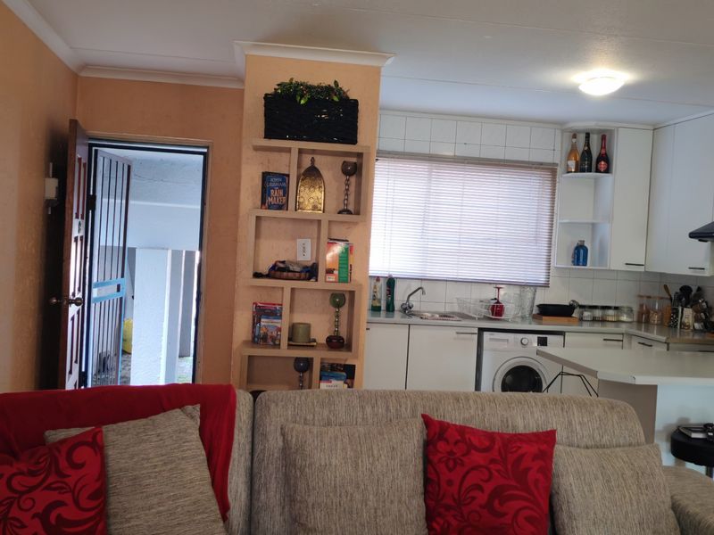 Apartment For Sale In Midrand - Photo 8