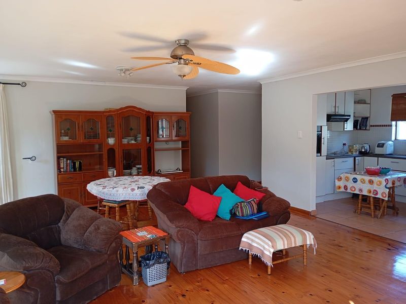 House For Sale In Port Elizabeth - Photo 4