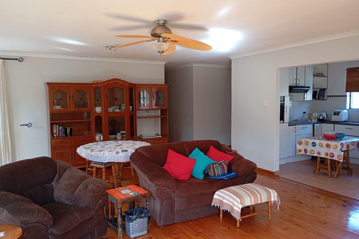 House For Sale In Port Elizabeth - Photo 4