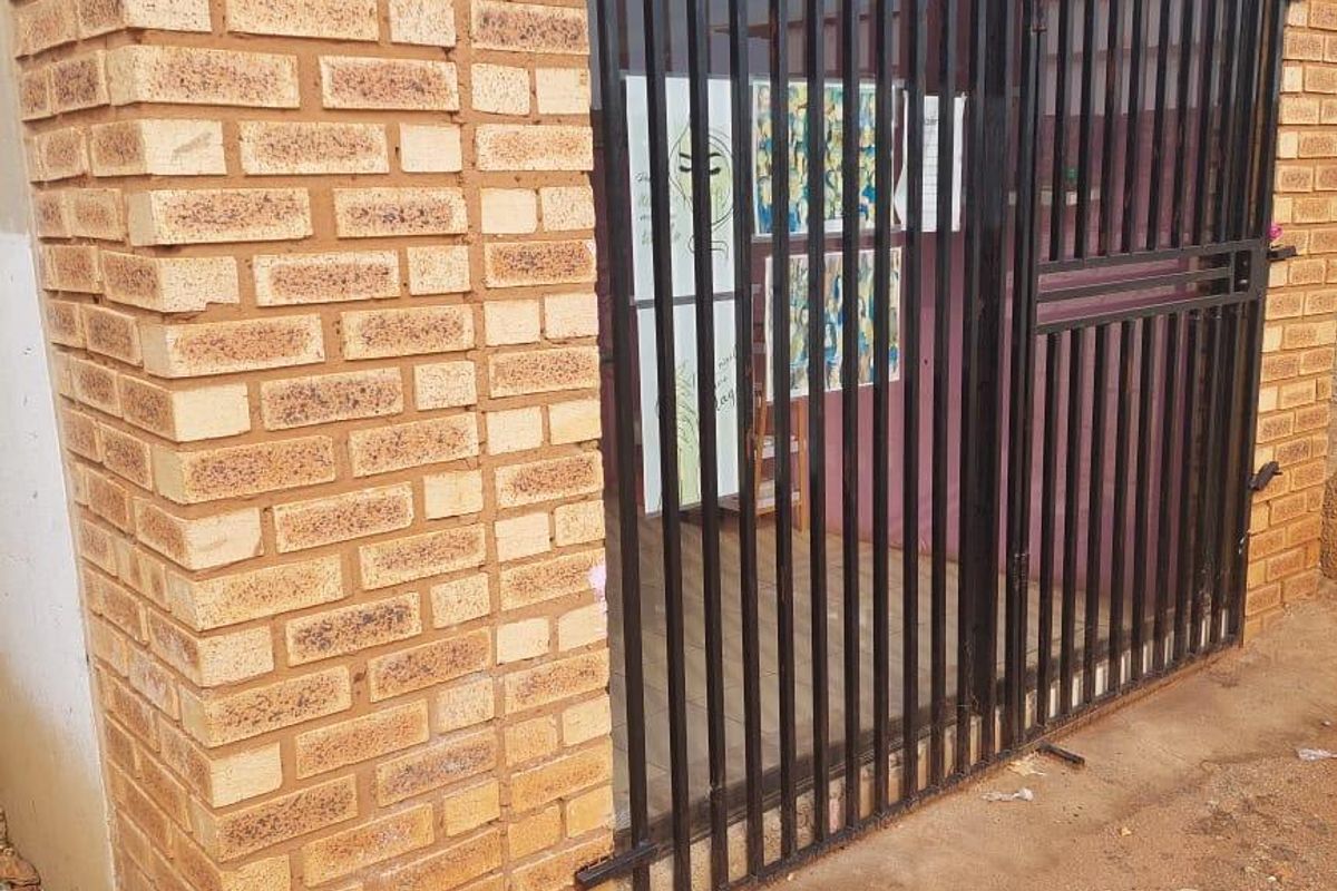 House For Sale In Katlehong - Photo 4