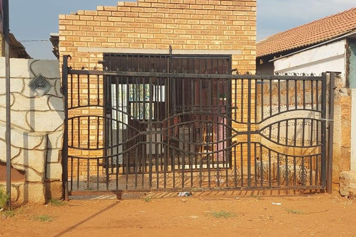 House For Sale In Katlehong - Photo 3