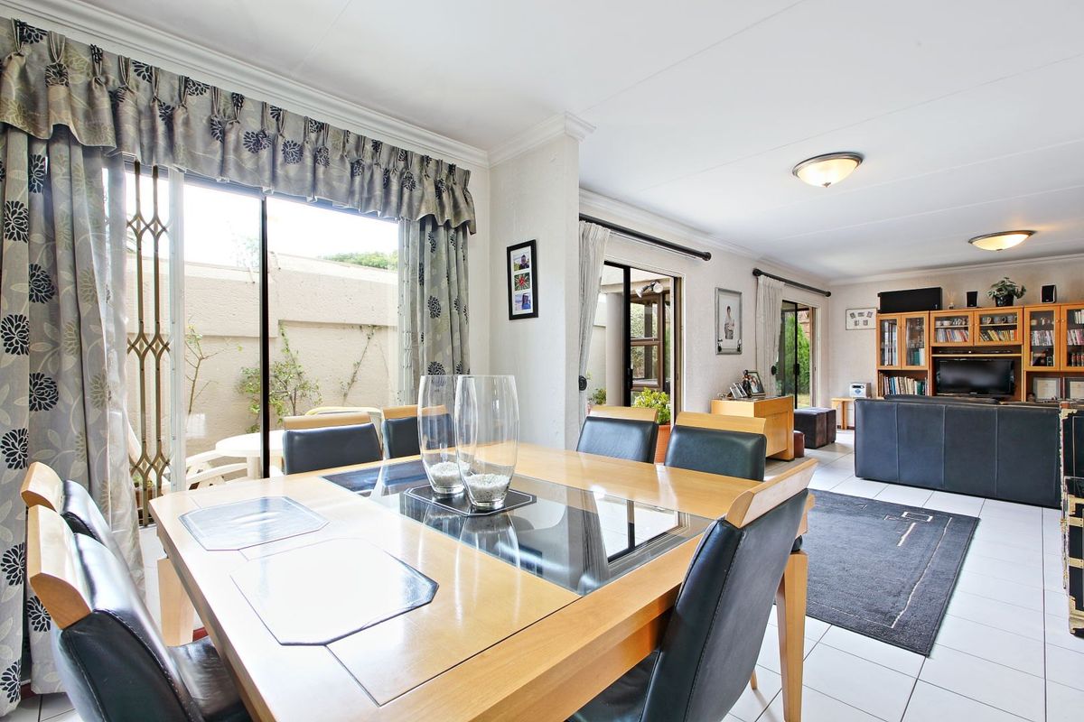 Cluster For Sale In Sandton - Photo 4