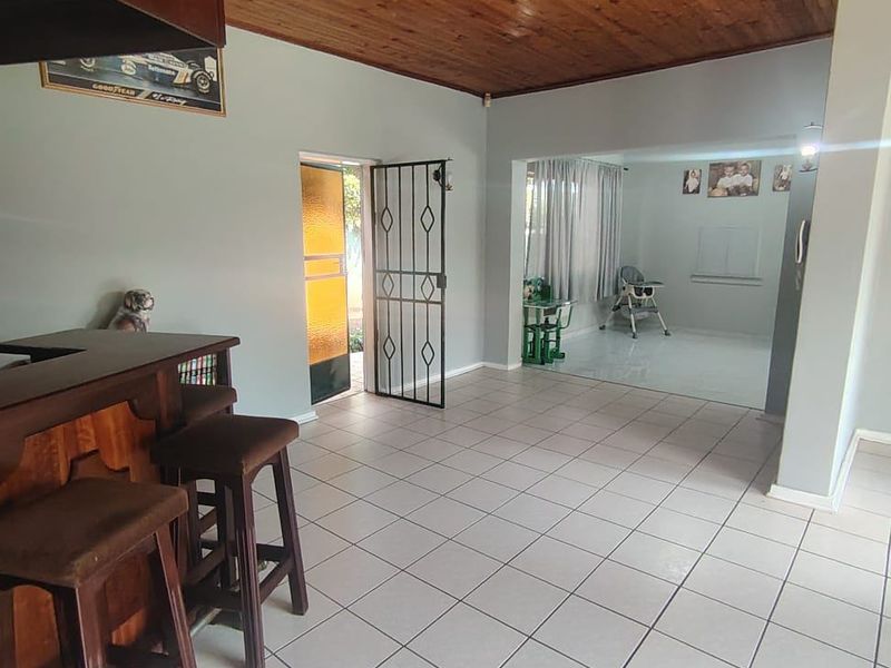 House For Sale In Boksburg - Photo 4