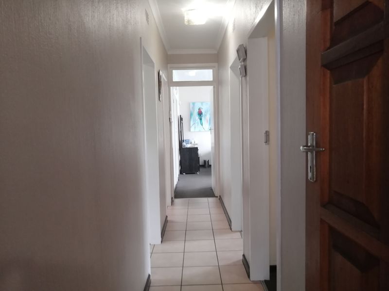 House For Sale In Johannesburg - Photo 7