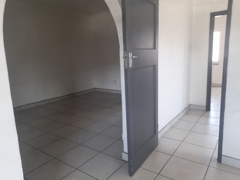 Commercial Rental Monthly In Durban - Photo 3