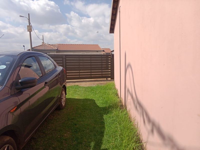 House For Sale In Alberton - Photo 4