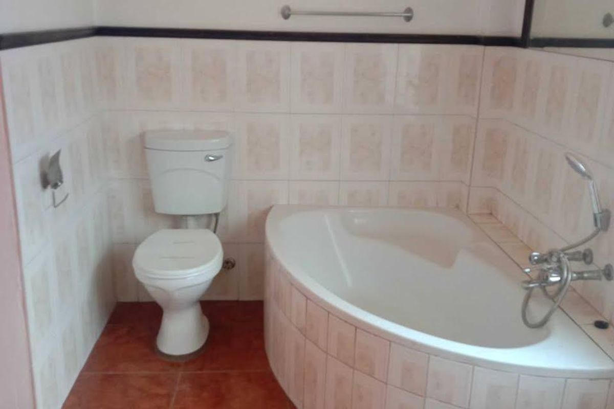 House Rental Monthly In Roodepoort - Photo 5